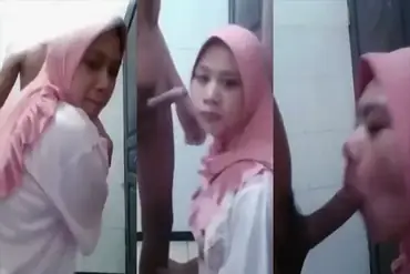 Cewek Jilbab Pink Nyedot Batang Gede Sampe Ngecrot HD poster